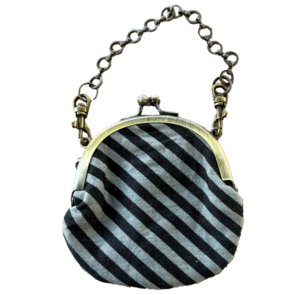 がま口ポーチ・チェーン付 中