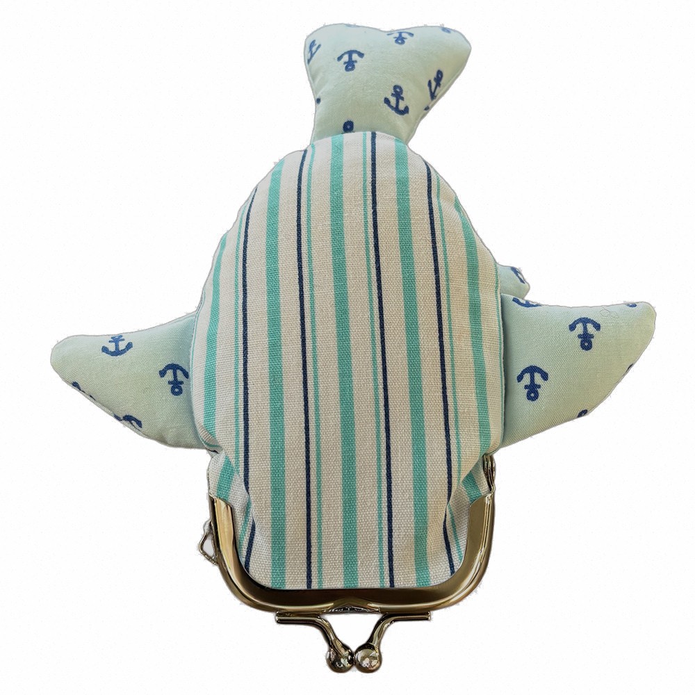 がま口ポーチ・ジンベイザメ型 小