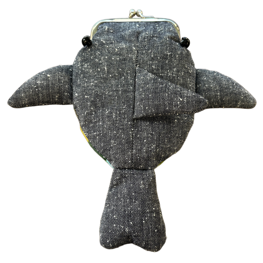 がま口ポーチ・ジンベイザメ型 中